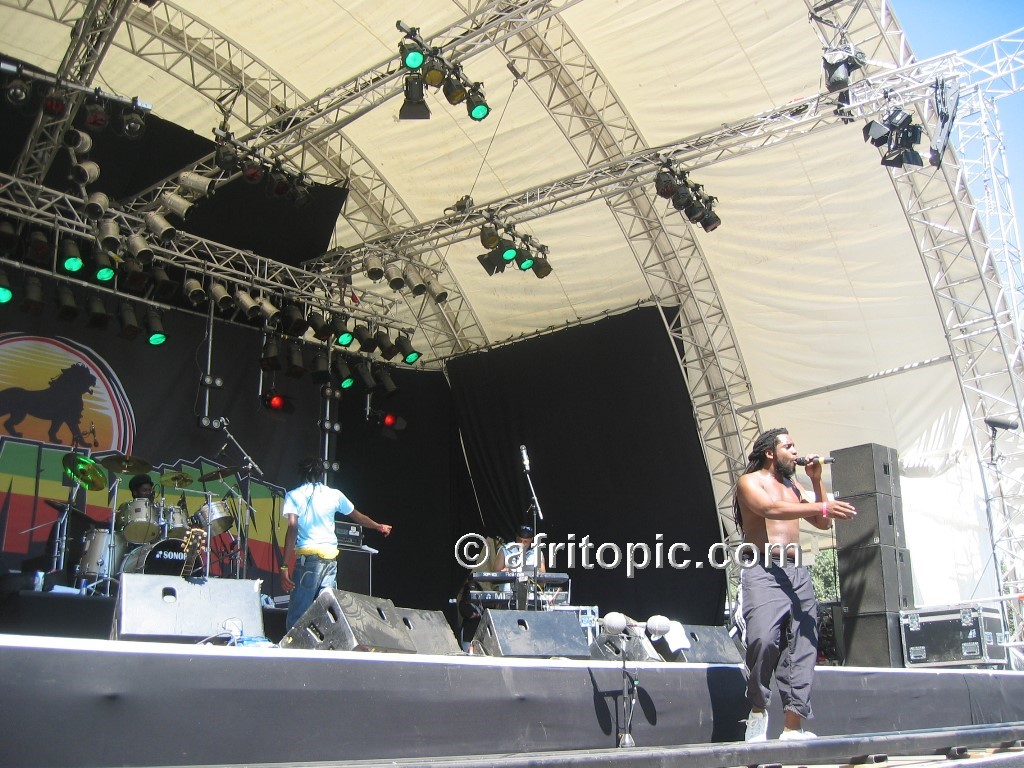 ../Images/14-160706b 512.jpg